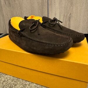 Tods Gommino Lacceto Driving Loafers Brown Suede